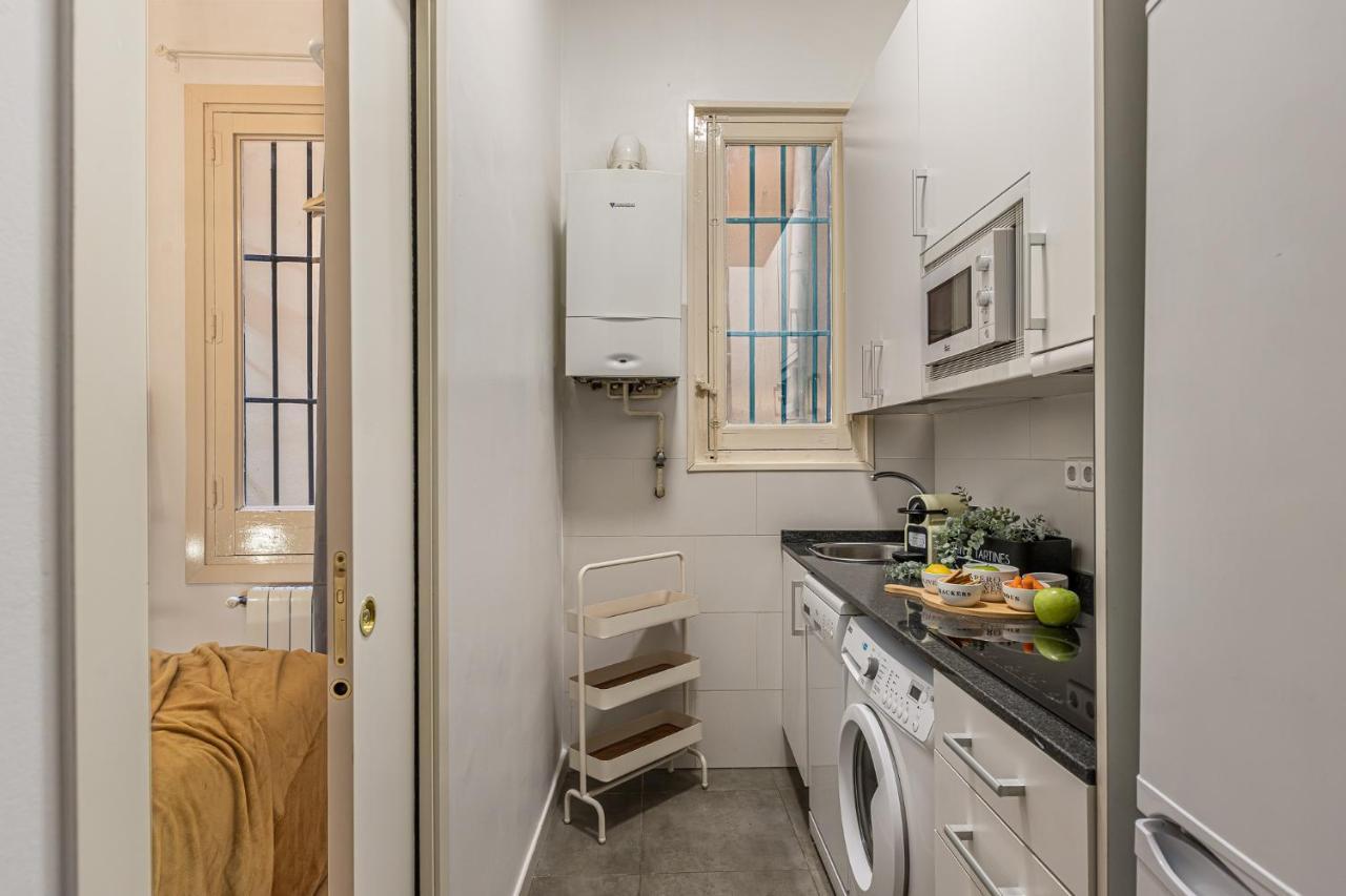 Beautiful Flat Close To Plaza De Mayor 4Peopl1Bath Con24 Lägenhet Madrid Exteriör bild