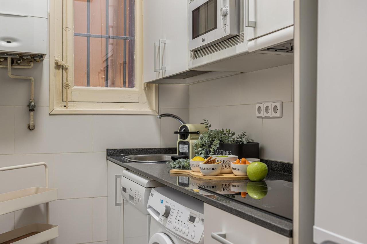 Beautiful Flat Close To Plaza De Mayor 4Peopl1Bath Con24 Lägenhet Madrid Exteriör bild